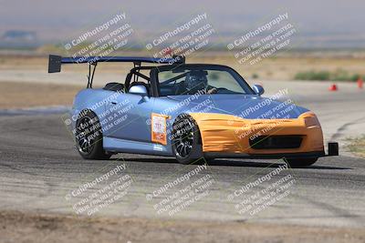 media/Sep-20-2025-Extreme Speed (Sat) [[1fcc23683c]]/Orange (Mid Intermediate)/Session 2 (Sunrise)/